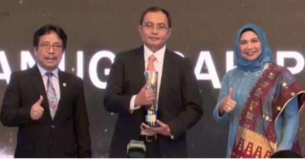 Chandra Asri Sabet Penghargaan Tertinggi SNI Award 2022 Chandra Asri Sabet Penghargaan Tertinggi SNI Award 2022