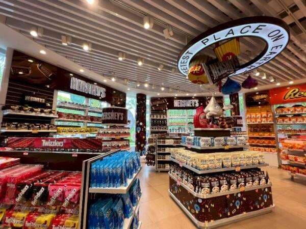 Candylicious: Toko Permen Terbesar di Dunia Sekarang Ada di Bali, Tempatnya Instagramable! Candylicious: Toko Permen Terbesar di Dunia Sekarang Ada di Bali, Tempatnya Instagramable!