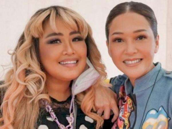 Ogah Komunikasi Lagi, Pinkan Mambo Tuduh Maia Estianty Doyan Dugem Sampe Pagi Ogah Komunikasi Lagi, Pinkan Mambo Tuduh Maia Estianty Doyan Dugem Sampe Pagi