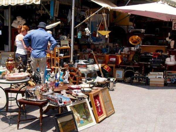 Enggak Kalah dengan Pasar Senen, Ini Loh Pasar Loak Terbesar di Eropa! Enggak Kalah dengan Pasar Senen, Ini Loh Pasar Loak Terbesar di Eropa!