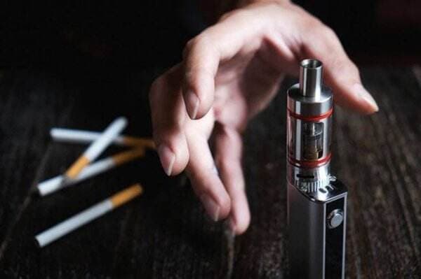 Rokok Elektrik Bukan Penyebab Gangguan Kesehatan Gusi Gigi, Ini Penjelasan Akademisi