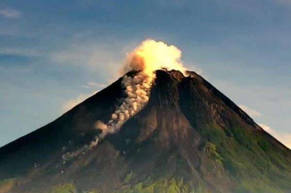 Cara Menyelamatkan Diri saat Gunung Api Meletus, Ini Langkah-langkahnya Cara Menyelamatkan Diri saat Gunung Api Meletus, Ini Langkah-langkahnya