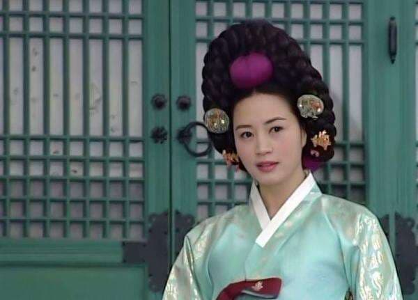 7 Artis Beken yang Berperan sebagai Selir dalam Drama Korea, Ada Kim Hye-Soo 7 Artis Beken yang Berperan sebagai Selir dalam Drama Korea, Ada Kim Hye-Soo