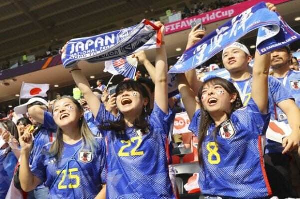 Piala Dunia 2022: Terima Kasih, Penghormatan FIFA untuk Fans Jepang