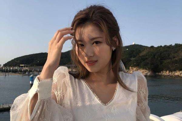 Mengintip Deretan Idol KPop Terimut yang Mampu Mencuri Hari Penggemar Mengintip Deretan Idol KPop Terimut yang Mampu Mencuri Hari Penggemar