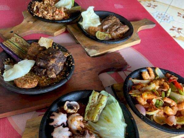Biasanya Jadi Steak, Warung Sambal Gami Mak Kembar Sajikan Wagyu dengan Sambal Cobek Biasanya Jadi Steak, Warung Sambal Gami Mak Kembar Sajikan Wagyu dengan Sambal Cobek