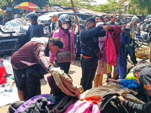 Mengenal Dalboan, Asal-usul Thrifting di Malang Sebelum Booming Seperti Sekarang Mengenal Dalboan, Asal-usul Thrifting di Malang Sebelum Booming Seperti Sekarang