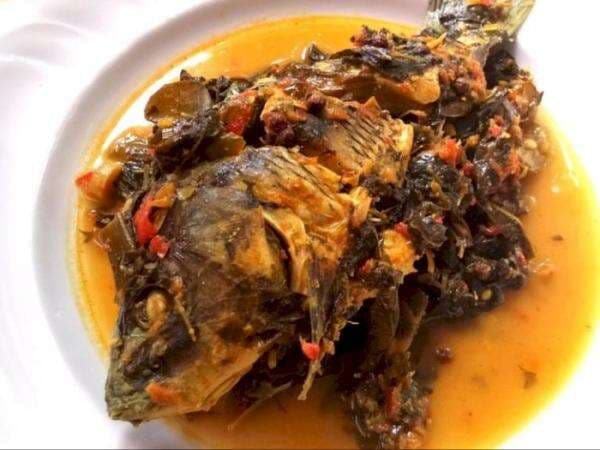 Resep Sederhana Arsik Ikan Mas Khas Batak Sumatera Utara, Enak! Resep Sederhana Arsik Ikan Mas Khas Batak Sumatera Utara, Enak!