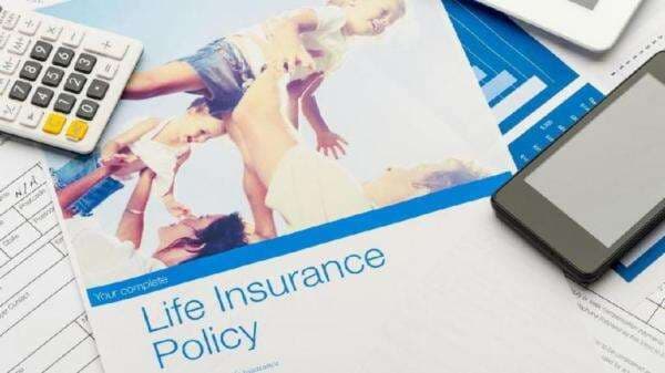 Kasus Penggelapan Dana Nasabah Tersangka Dirut PT Asuransi Jiwa Kresna Gugat Bareskrim Kasus Penggelapan Dana Nasabah Tersangka Dirut PT Asuransi Jiwa Kresna Gugat Bareskrim