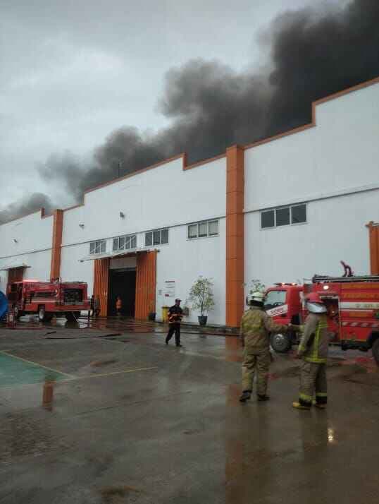 Sebab Kebakaran di Gudang Elektronik PT Ceres Art Indonesia dan Gudang Kabel PT JJ-LAPP Cable Indonesia Factory Masih Misterius Sebab Kebakaran di Gudang Elektronik PT Ceres Art Indonesia dan Gudang Kabel PT JJ-LAPP Cable Indonesia Factory Masih Misterius