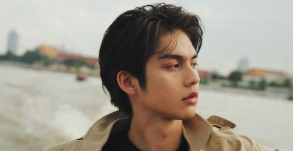 Mengenal Bright Vachirawit, Aktor Thailand yang Jadi Brand Ambassador Burberry! Mengenal Bright Vachirawit, Aktor Thailand yang Jadi Brand Ambassador Burberry!