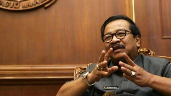 Pakde Karwo Kembali Ke Golkar, Apa Efeknya Bagi Demokrat? Pakde Karwo Kembali Ke Golkar, Apa Efeknya Bagi Demokrat?