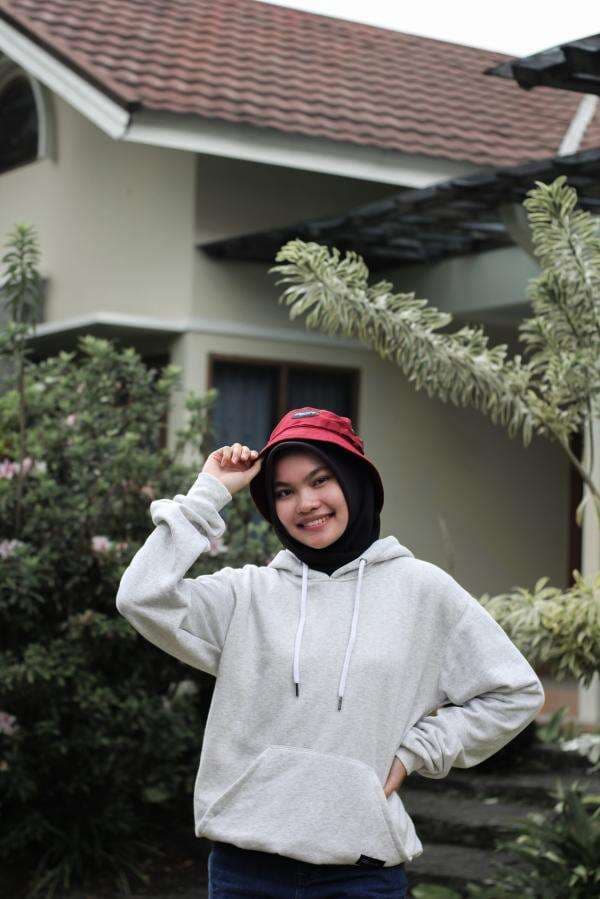 Brand Muda Gloaming Official Shop Bertekad Menjadi Besar Brand Muda Gloaming Official Shop Bertekad Menjadi Besar