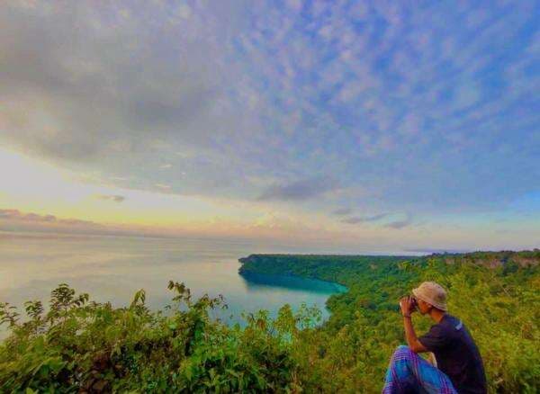 Pesona Puncak Labora Kabupaten Muna Pesona Puncak Labora Kabupaten Muna