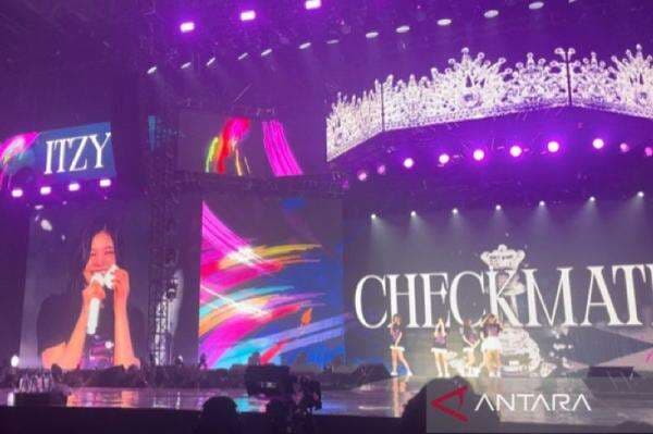 Lia ITZY Nangis di Konser, Ryujin ke MIDZY: Kalian Tanggung Jawab Ya! Lia ITZY Nangis di Konser, Ryujin ke MIDZY: Kalian Tanggung Jawab Ya!