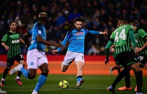 Menang 2-0 di Markas Sassuolo, Napoli Kini Unggul 18 Poin dari Inter Menang 2-0 di Markas Sassuolo, Napoli Kini Unggul 18 Poin dari Inter