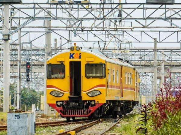 Kenalan Dengan Kereta Api Penolong Milik PT KAI Yang Jarang Diketahui Kenalan Dengan Kereta Api Penolong Milik PT KAI Yang Jarang Diketahui