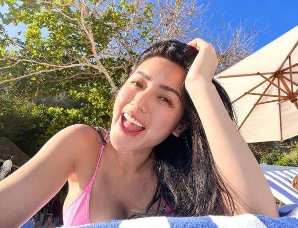 Rumah Jessica Iskandar Sarang Hantu? Netizen: Pocong Rumah Jessica Iskandar Sarang Hantu? Netizen: Pocong