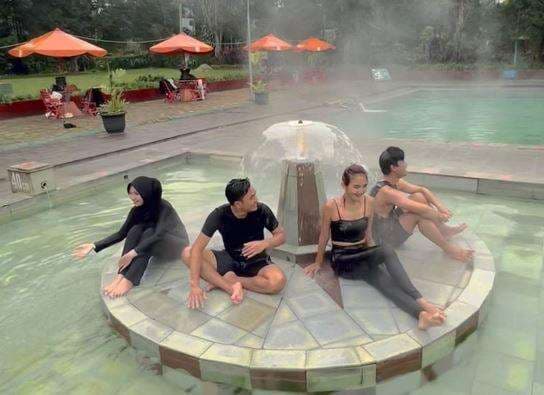 Menyambut Libur Lebaran 2023, Air Panas Sari Ater Buka 24 Jam Menyambut Libur Lebaran 2023, Air Panas Sari Ater Buka 24 Jam