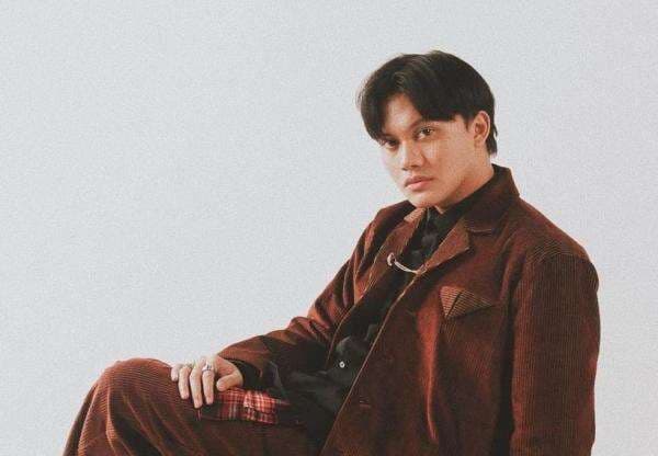 Rizky Febian Bongkar Dugaan Sang Ibu Kena Santet, Dapat Firasat Lewat Mimpi Rizky Febian Bongkar Dugaan Sang Ibu Kena Santet, Dapat Firasat Lewat Mimpi