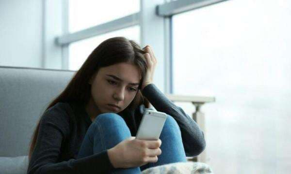 7 Bahaya Oversharing Di Media Sosial, Memicu Aksi Kejahatan 7 Bahaya Oversharing Di Media Sosial, Memicu Aksi Kejahatan