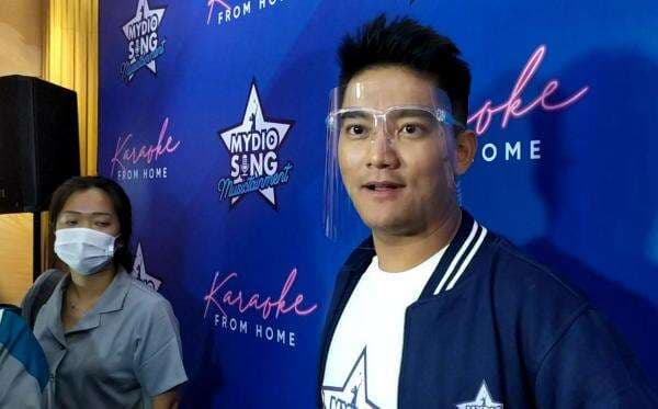 Boy William Ungkap Telinga Kirinya Tidak Bisa Mendengar Sejak Usia 5 Tahun Boy William Ungkap Telinga Kirinya Tidak Bisa Mendengar Sejak Usia 5 Tahun