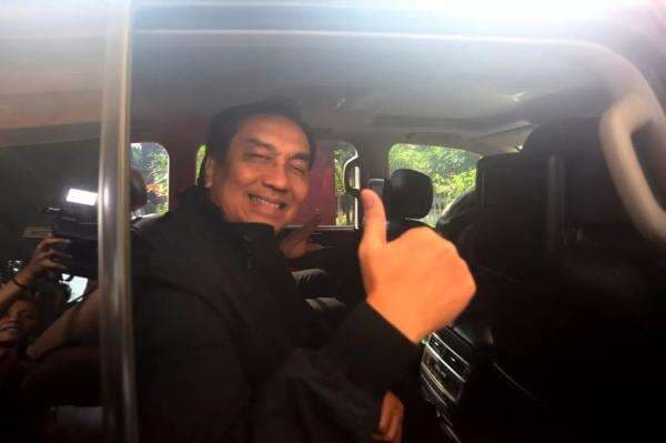 Effendi Simbolon Resmi Dipecat PDIP Gara-gara Langgar Kode Etik dan AD/ART Effendi Simbolon Resmi Dipecat PDIP Gara-gara Langgar Kode Etik dan AD/ART