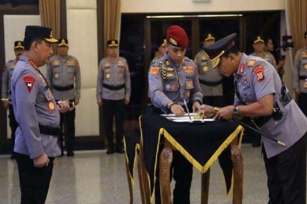 Berapa Gaji Kapolda? Ternyata Segini Termasuk Tunjangan Kinerjanya Berapa Gaji Kapolda? Ternyata Segini Termasuk Tunjangan Kinerjanya