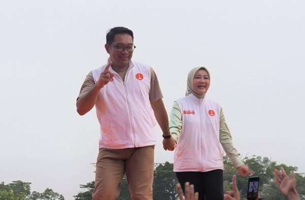 Ridwan Kamil Sosialisasikan Program RIDO di Kampanye Akbar Ridwan Kamil Sosialisasikan Program RIDO di Kampanye Akbar