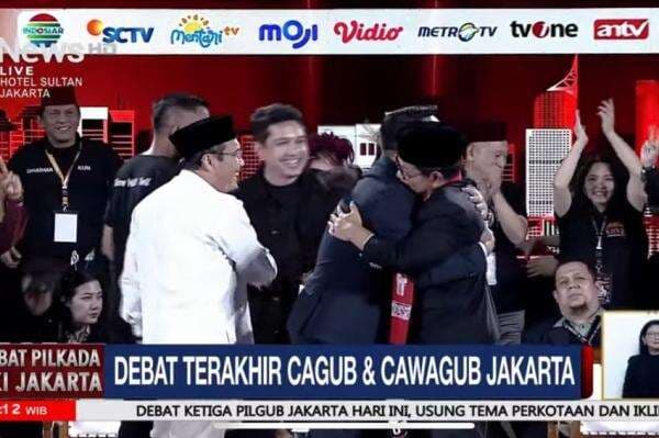 Momen Cagub-Cawagub Berpelukan Usai Debat Pamungkas Pilkada Jakarta Momen Cagub-Cawagub Berpelukan Usai Debat Pamungkas Pilkada Jakarta