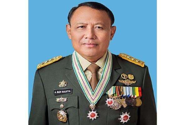 Jebolan Sepa PK TNI yang Jabat Posisi Letnan Jenderal, 2 Kali Jadi Tim Dokter Kepresidenan Jebolan Sepa PK TNI yang Jabat Posisi Letnan Jenderal, 2 Kali Jadi Tim Dokter Kepresidenan