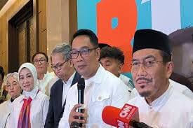 Tanggapi Quick Count Pilkada Jakarta, Ridwan Kamil: Belum Ada yang Tembus Satu Putaran Tanggapi Quick Count Pilkada Jakarta, Ridwan Kamil: Belum Ada yang Tembus Satu Putaran