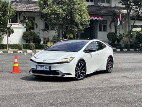 Musim Hujan: 6 Tips Penting Jaga Kondisi Ban Mobil Musim Hujan: 6 Tips Penting Jaga Kondisi Ban Mobil