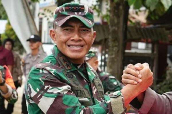 Profil Mayjen TNI Tri Budi Utomo, Perisai Hidup Jokowi Melejit Jadi Sekjen Kemhan Profil Mayjen TNI Tri Budi Utomo, Perisai Hidup Jokowi Melejit Jadi Sekjen Kemhan