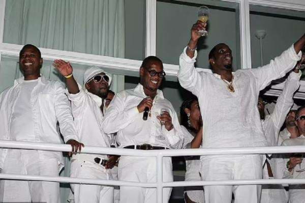 Kisah Anak di Bawah Umur Diajak ke White Party P Diddy, Melongo Lihat Pesta Seks Kisah Anak di Bawah Umur Diajak ke White Party P Diddy, Melongo Lihat Pesta Seks