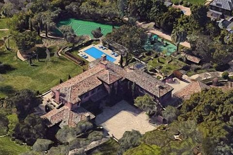 Penampakan Rumah Mewah Meghan Markle Senilai Rp500 Miliar, Terancam Kebakaran Hutan California Penampakan Rumah Mewah Meghan Markle Senilai Rp500 Miliar, Terancam Kebakaran Hutan California