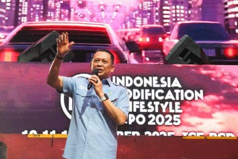Batik Hokokai Mejeng di Osaka Auto Messe, IMX 2025 Bawa Tur LBWK ke Indonesia Batik Hokokai Mejeng di Osaka Auto Messe, IMX 2025 Bawa Tur LBWK ke Indonesia