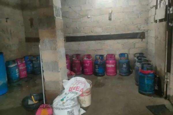 Polda Babel Bongkar Sindikat Pengoplos Gas Elpiji, 2 Pelaku Ditangkap di Bangka Tengah Polda Babel Bongkar Sindikat Pengoplos Gas Elpiji, 2 Pelaku Ditangkap di Bangka Tengah