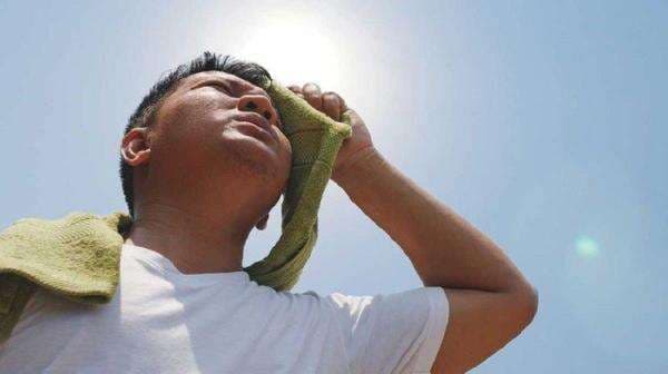 Fenomena Cuaca Panas Mendidih Siang Hari dan Hujan Lebat saat Malam, Ini Penjelasan BMKG Fenomena Cuaca Panas Mendidih Siang Hari dan Hujan Lebat saat Malam, Ini Penjelasan BMKG