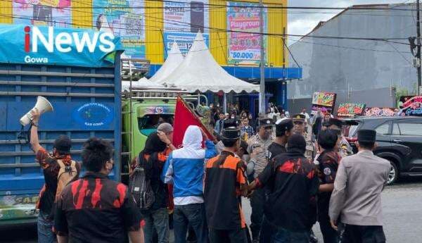 Sapma PP Gowa Tolak Keberadaan Toko Bintang di Pallangga Sapma PP Gowa Tolak Keberadaan Toko Bintang di Pallangga