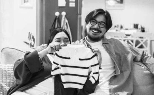 Selamat, Bilal Indrajaya Dikaruniai Anak Pertama Tepat di Hari Ulang Tahunnya Selamat, Bilal Indrajaya Dikaruniai Anak Pertama Tepat di Hari Ulang Tahunnya