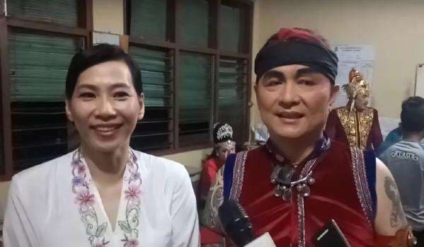 Kisah Pebulu Tangkis China Huang Hua, Rival Susy Susanti yang Kini Jadi Warga Negara Indonesia! Kisah Pebulu Tangkis China Huang Hua, Rival Susy Susanti yang Kini Jadi Warga Negara Indonesia!