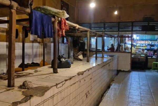 Pedagang Daging Jabodetabek Mogok Jualan Imbas Harga Naik, Lapak di Pasar Sepi Aktivitas Pedagang Daging Jabodetabek Mogok Jualan Imbas Harga Naik, Lapak di Pasar Sepi Aktivitas