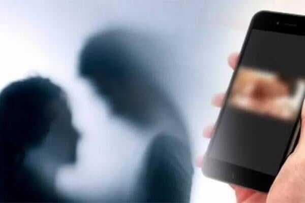 Video Diduga Oknum Pegawainya Bermesraan di Mess Kantor, Samsat Malingping : Masih Assessment Video Diduga Oknum Pegawainya Bermesraan di Mess Kantor, Samsat Malingping : Masih Assessment