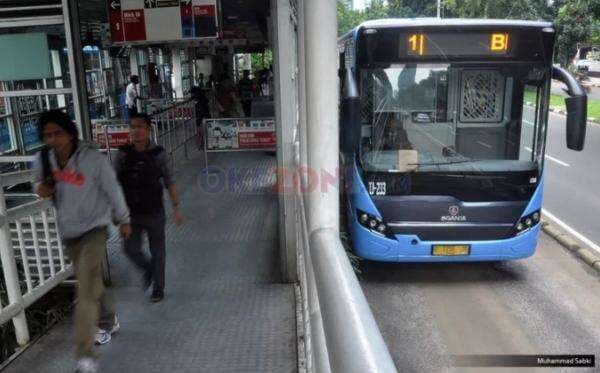 Pemprov DKI Persilakan Warga Ajukan KLG untuk Bisa Akses Transjakarta Gratis Pemprov DKI Persilakan Warga Ajukan KLG untuk Bisa Akses Transjakarta Gratis