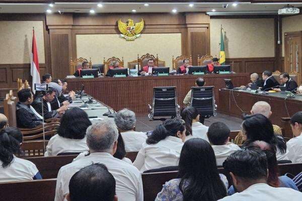 Kecewa JPU Tolak Pledoi, Nadiem Makarim: Fakta Persidangan Diabaikan Kecewa JPU Tolak Pledoi, Nadiem Makarim: Fakta Persidangan Diabaikan