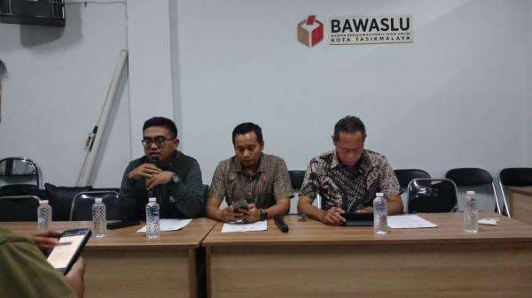 Bawaslu Kota Tasikmalaya Hentikan 14 Kasus Dugaan Pelanggaran Termasuk Politik Uang di Pilkada 2024 Bawaslu Kota Tasikmalaya Hentikan 14 Kasus Dugaan Pelanggaran Termasuk Politik Uang di Pilkada 2024