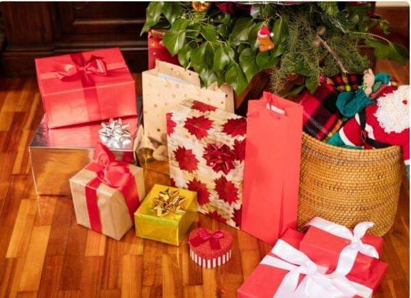 10 Ucapan Selamat Natal dan Tahun Baru 2025 Paling Berkesan untuk Caption Medsos 10 Ucapan Selamat Natal dan Tahun Baru 2025 Paling Berkesan untuk Caption Medsos