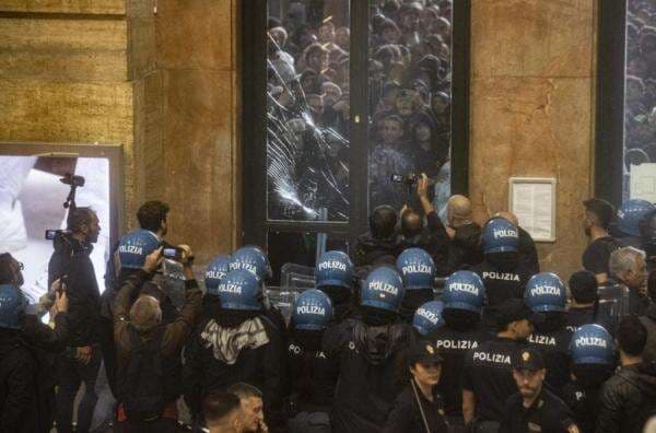 Warga Italia Gelar Mogok Nasional Dukung Gaza, Transportasi Lumpuh Warga Italia Gelar Mogok Nasional Dukung Gaza, Transportasi Lumpuh