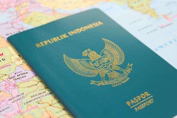 Mengutamakan Kelengkapan Dokumen untuk Kelancaran Perjalanan Bisnis Mengutamakan Kelengkapan Dokumen untuk Kelancaran Perjalanan Bisnis